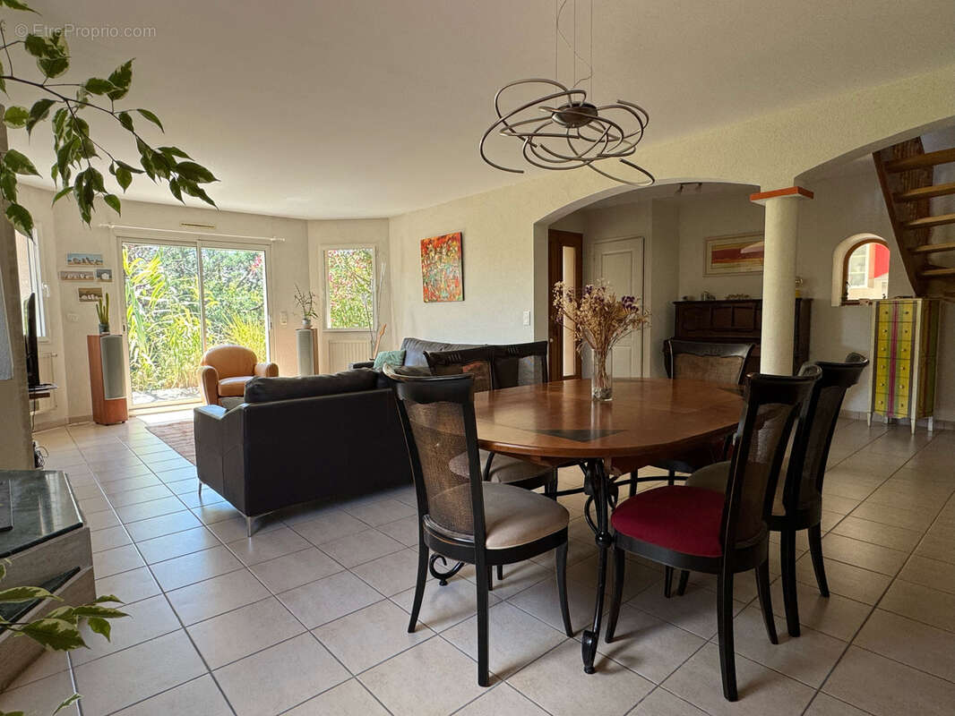 Maison - SAINT MARC - 165 m2 - photo 11