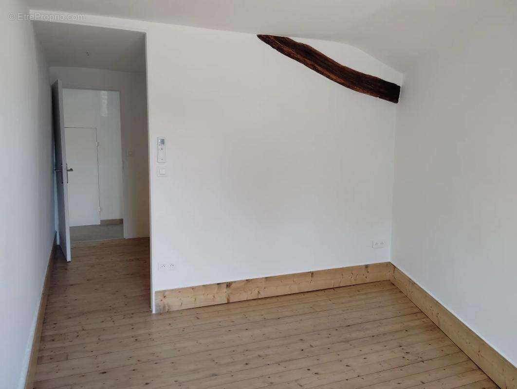 Maison à CHISSEY-LES-MACON