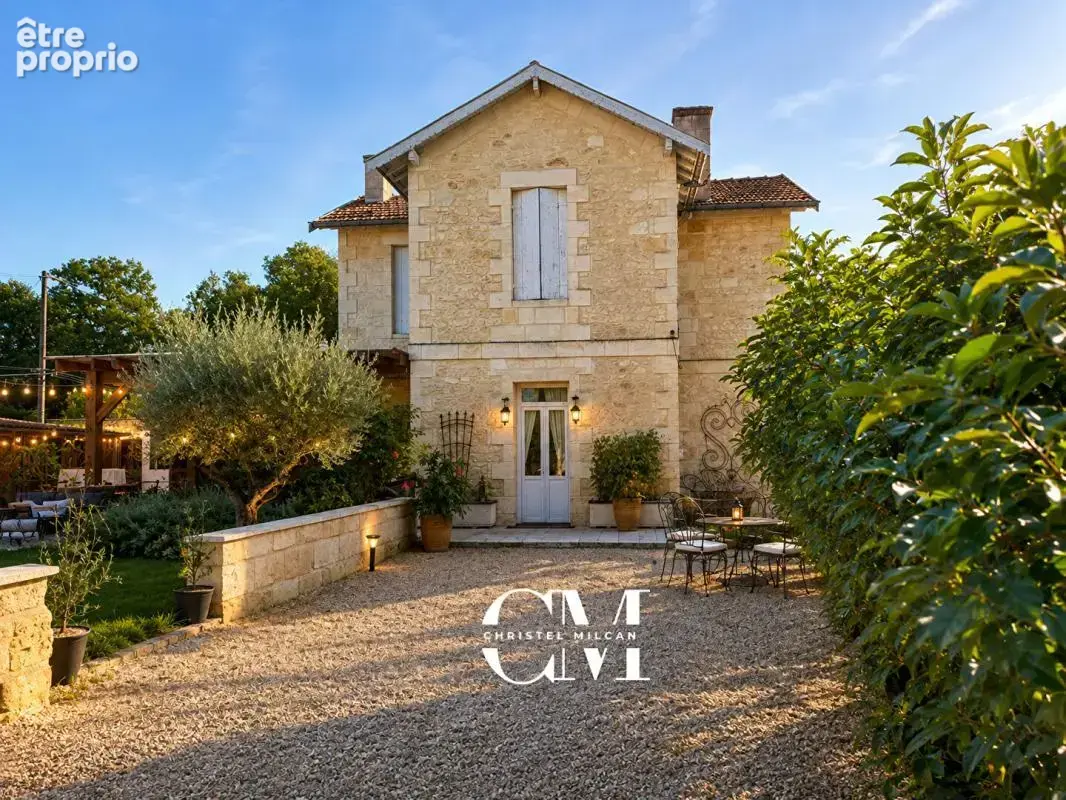 Maison en pierre rénovée avec piscine et potentiel événementiel 160 m²  Libourne - photo 2