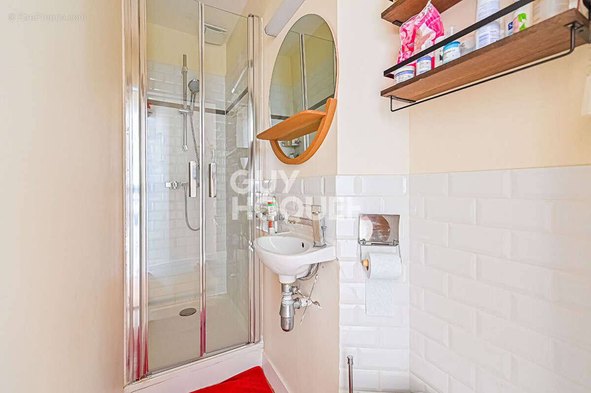 Appartement à PARIS-12E