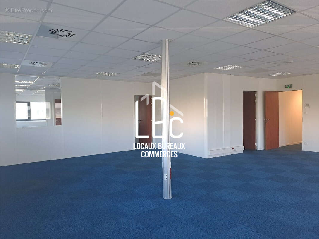 Commerce à SAINT-GEREON