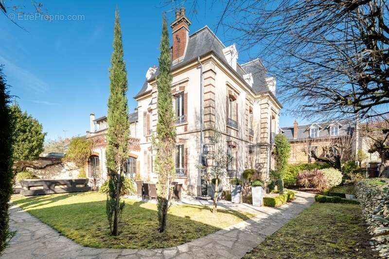 Maison à MANTES-LA-JOLIE