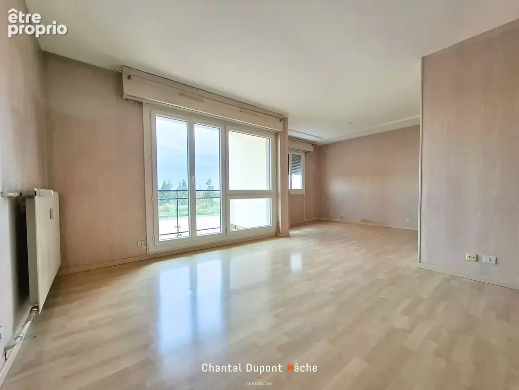 CHARTRES AGGLOMERATION - Appartement 80m2 avec balcon et garage - photo 2