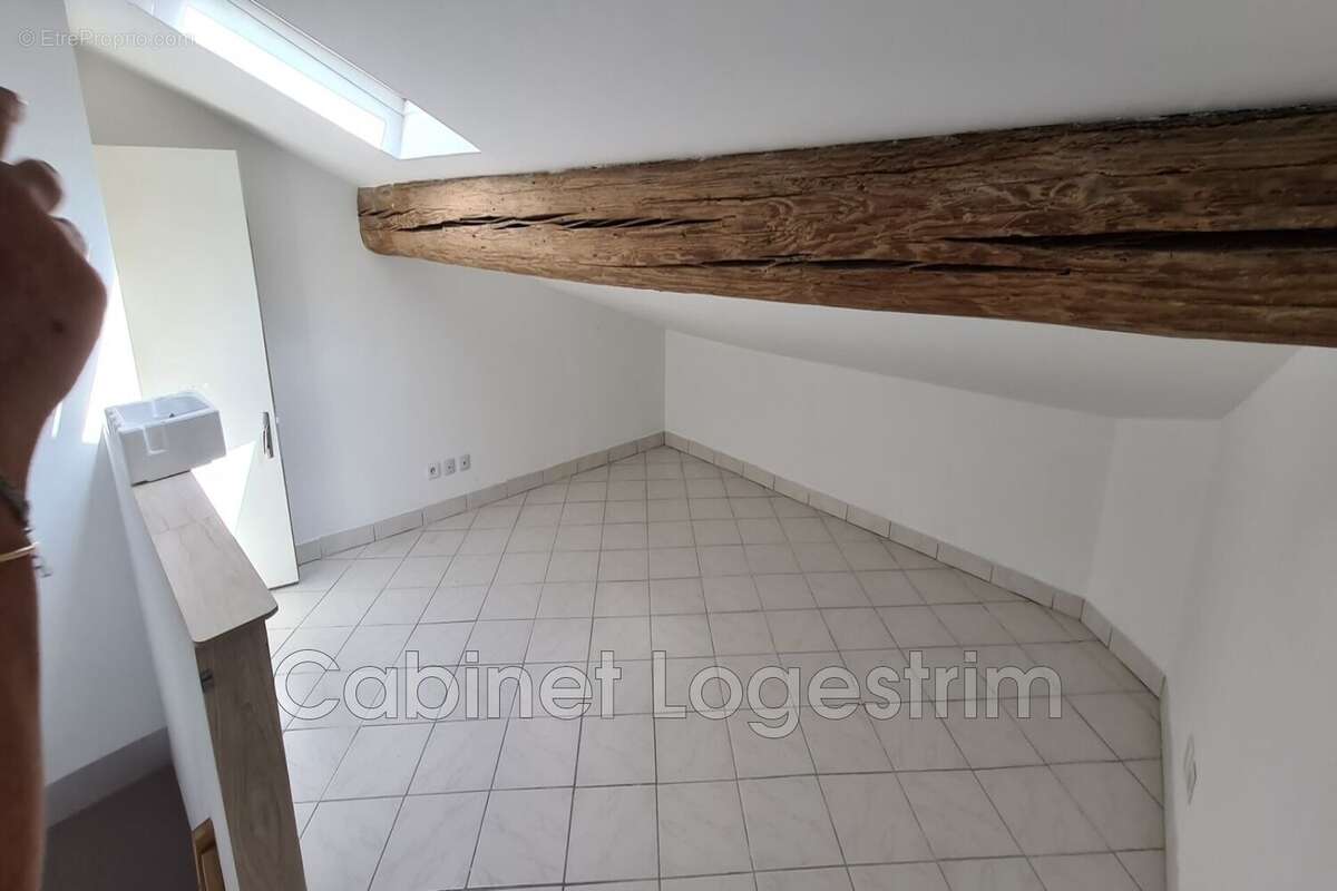 Appartement à BERNIS