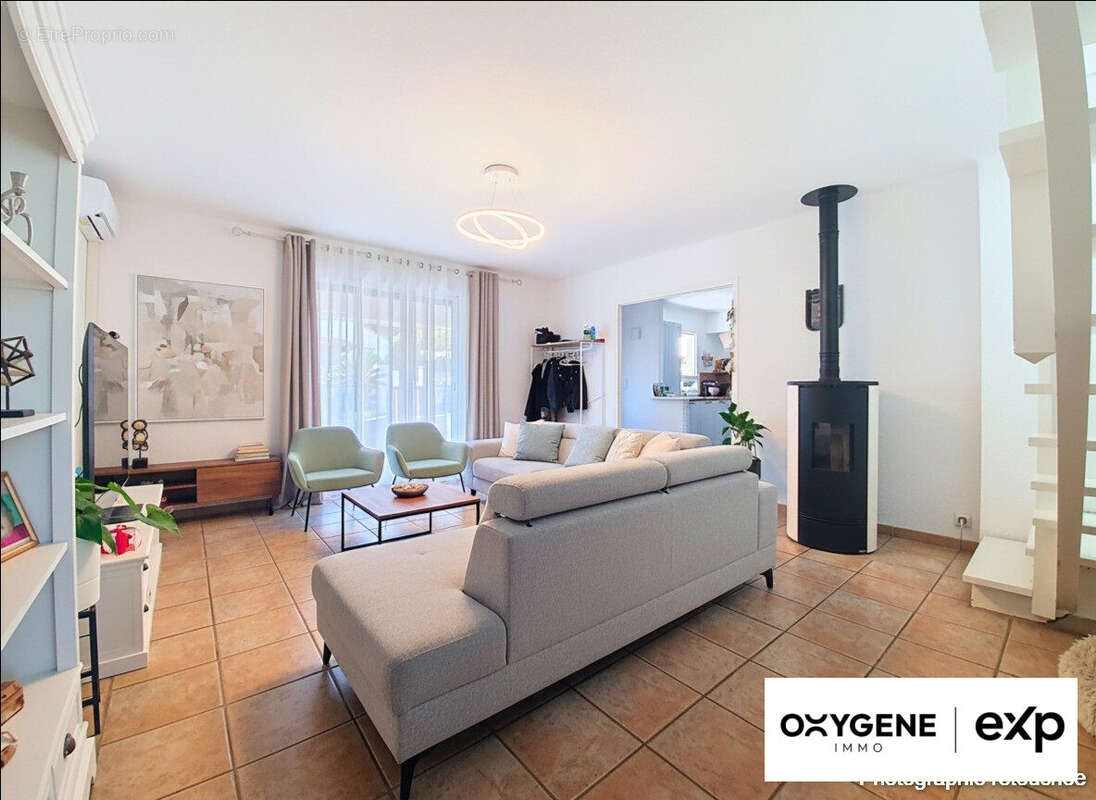 Maison à VILLENEUVE-DE-LA-RAHO