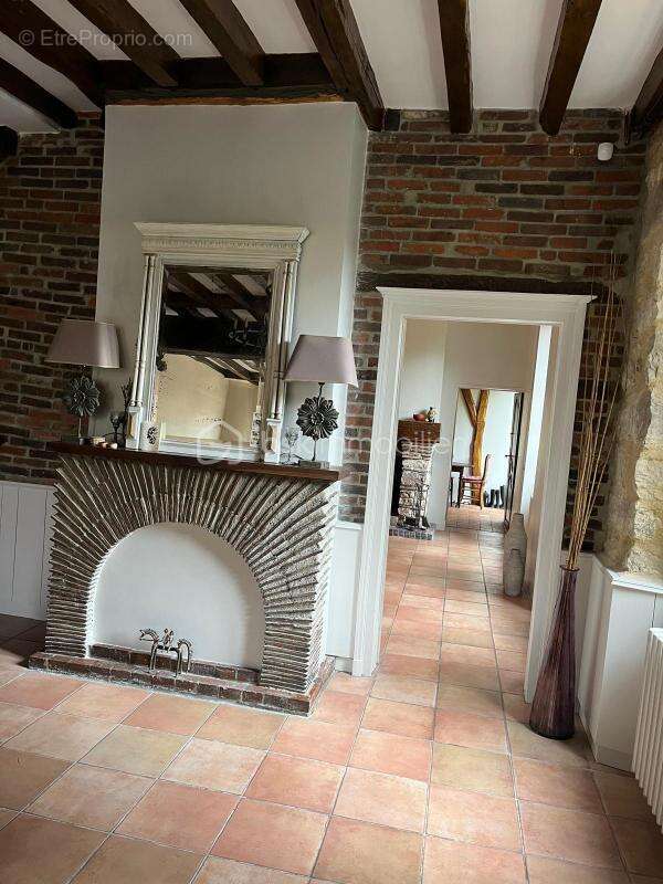 Maison à SAINT-MAURICE-AUX-RICHES-HOMMES