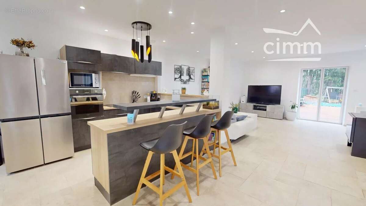 Maison à SAINT-CYR-EN-VAL