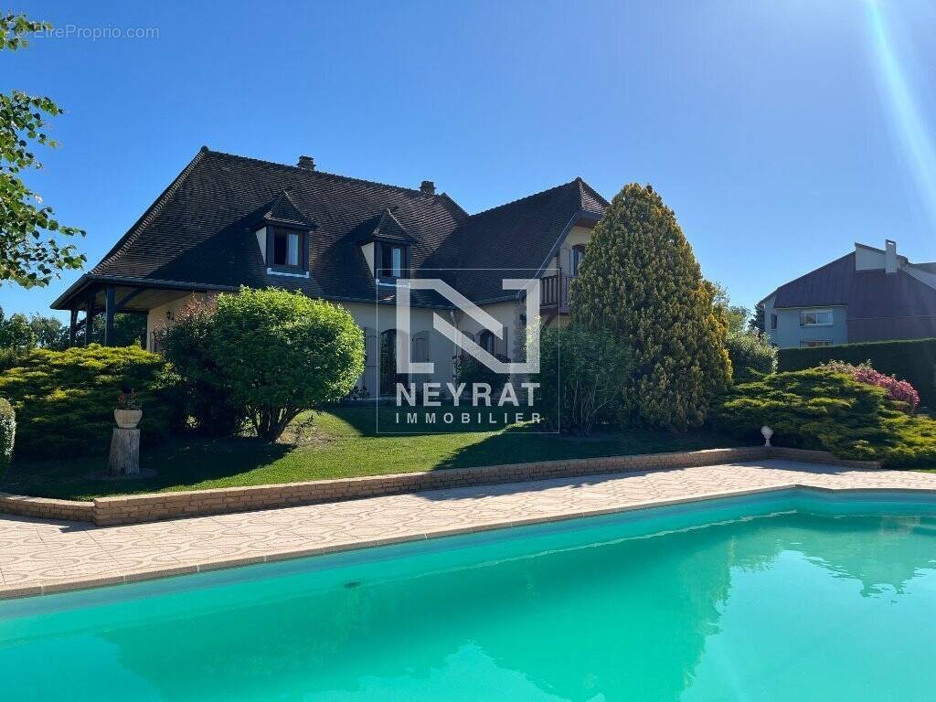 Maison à SAINT-EUSEBE