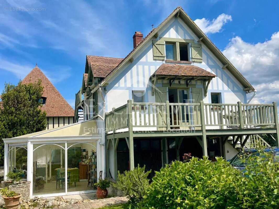 Maison à BLONVILLE-SUR-MER