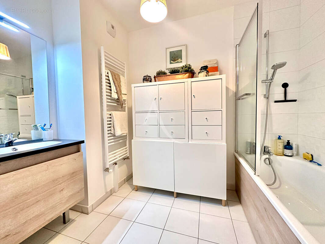 Maison à BUSSY-SAINT-GEORGES