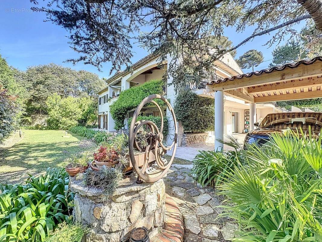 Maison à ANTIBES