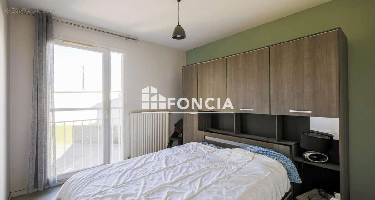 Appartement à LE PONT-DE-CLAIX