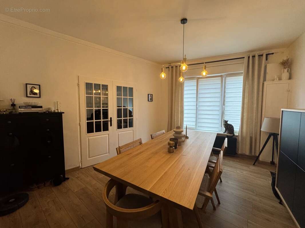 Maison à NEUVILLE-EN-FERRAIN