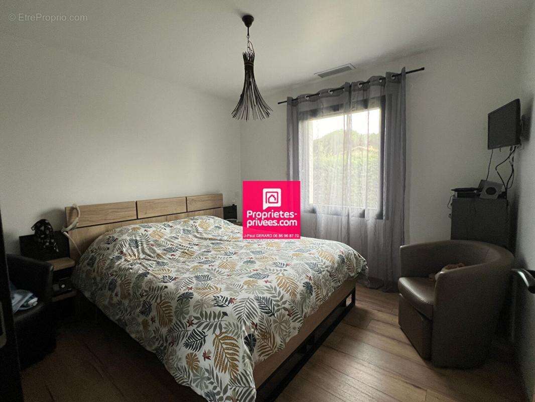 Maison à LE PASSAGE