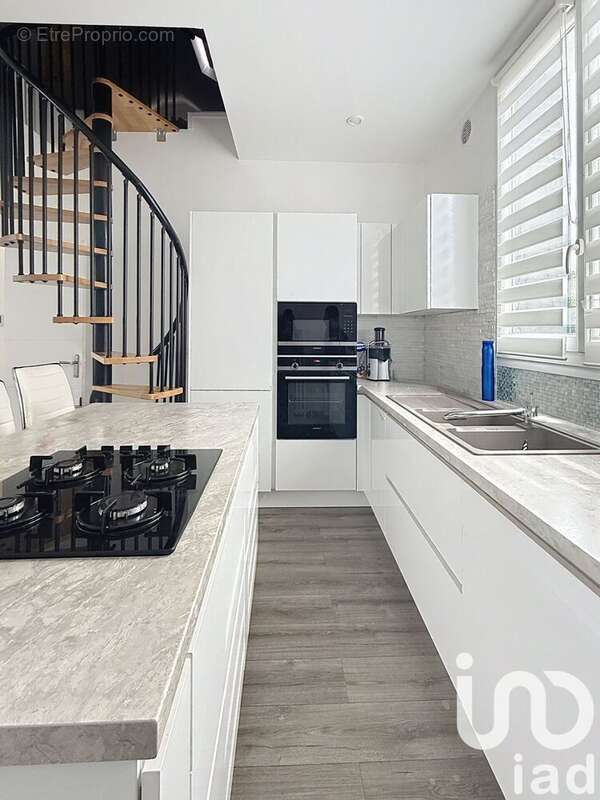 Photo 4 - Maison à RIS-ORANGIS