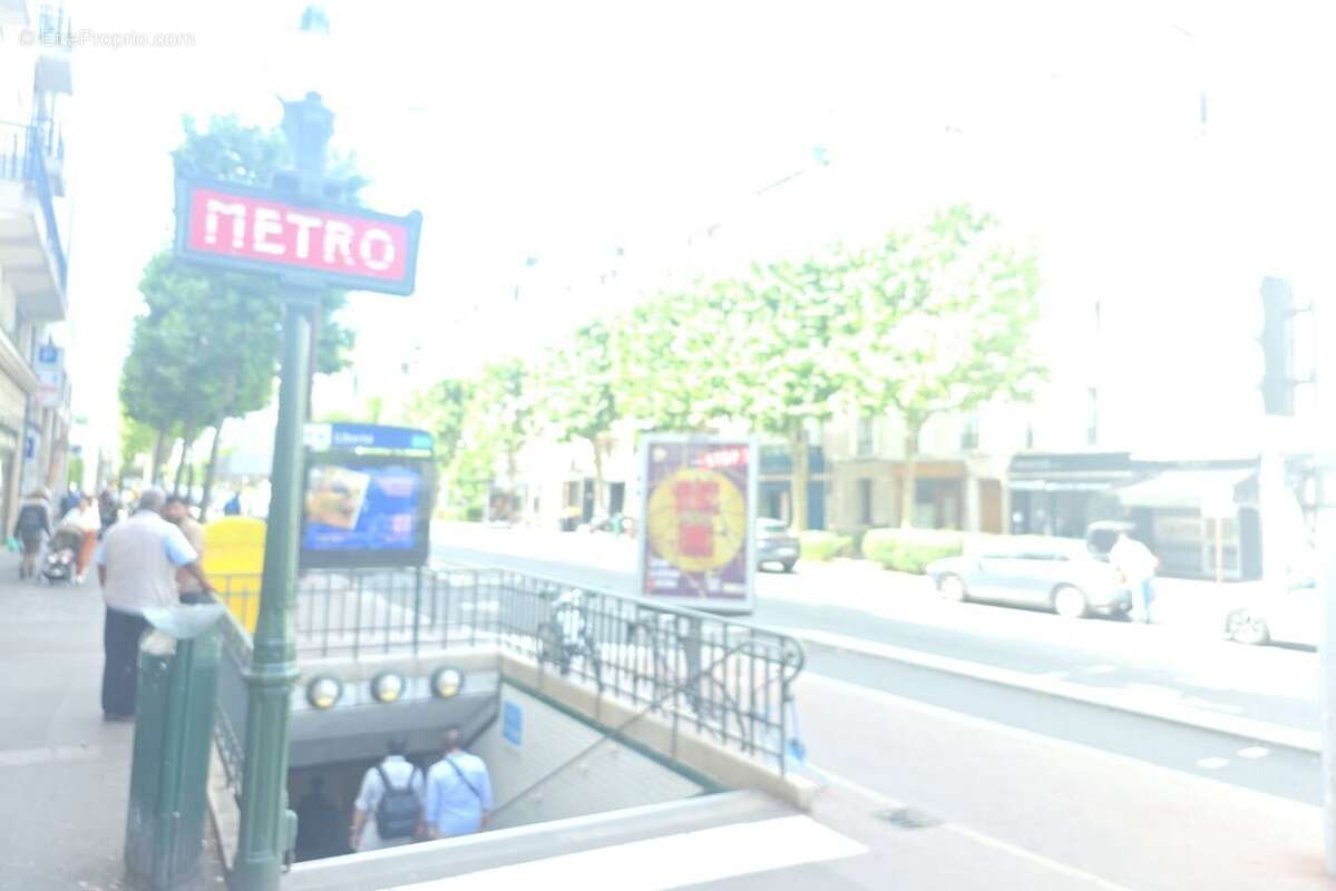 Appartement à CHARENTON-LE-PONT