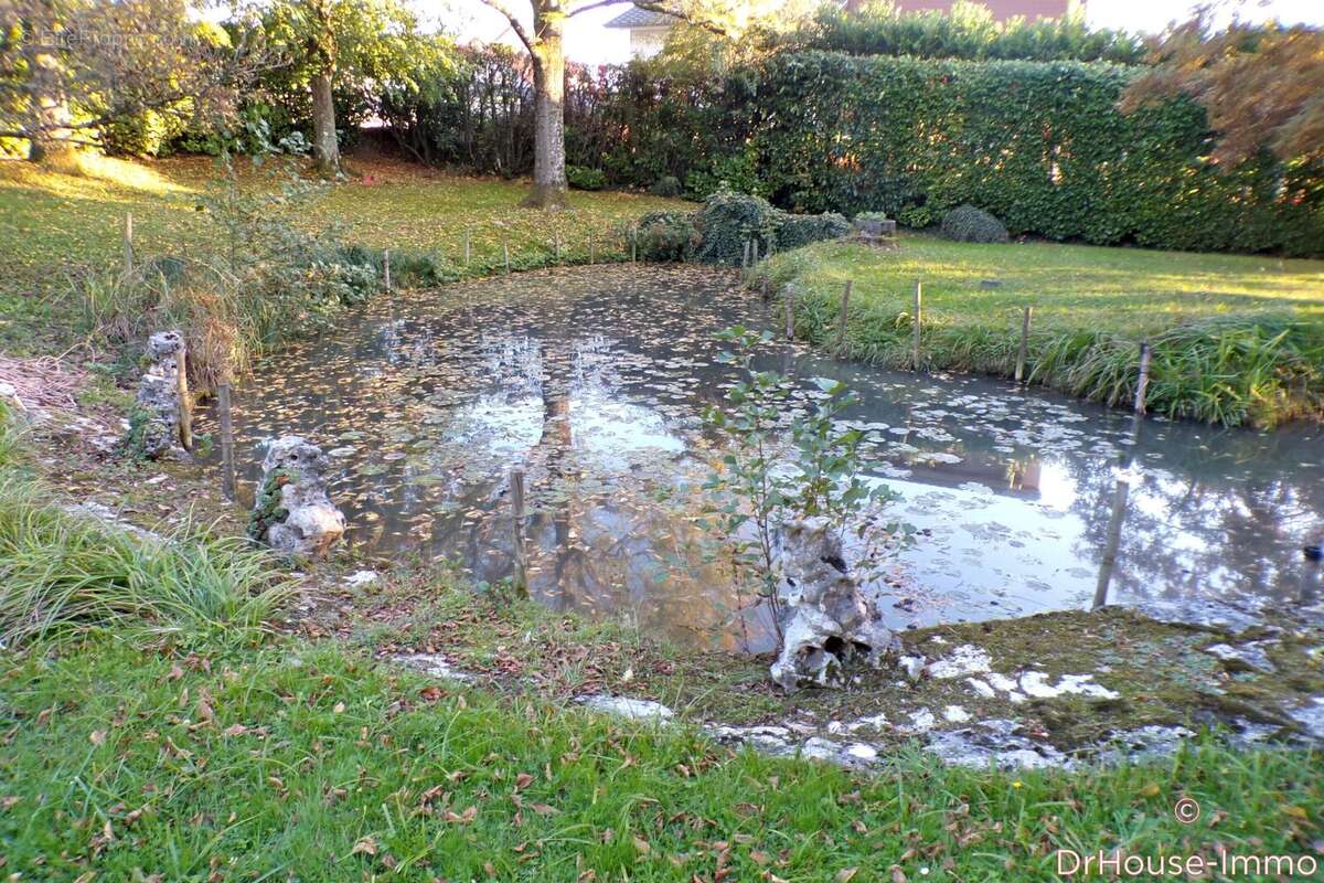 Maison à LADOIX-SERRIGNY