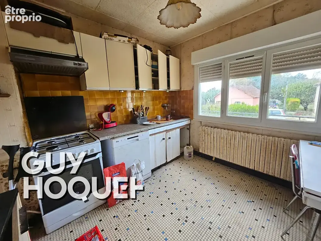 **SAINT-VALLIER ? Maison familiale sur terrain arboré de 2 091 m²** - photo 2