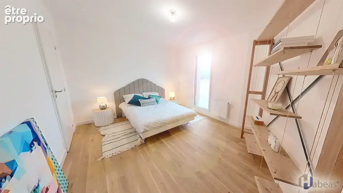 Attique d'Exception : T5 de 111.60 m² avec Terrasse Plein Ciel de 70,45m², Parking et cave - photo 11