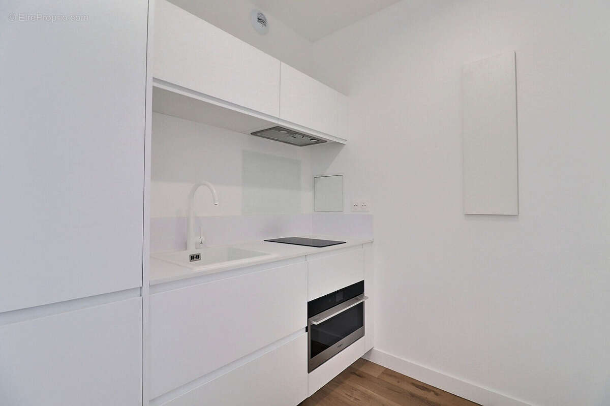 Appartement à LES LILAS