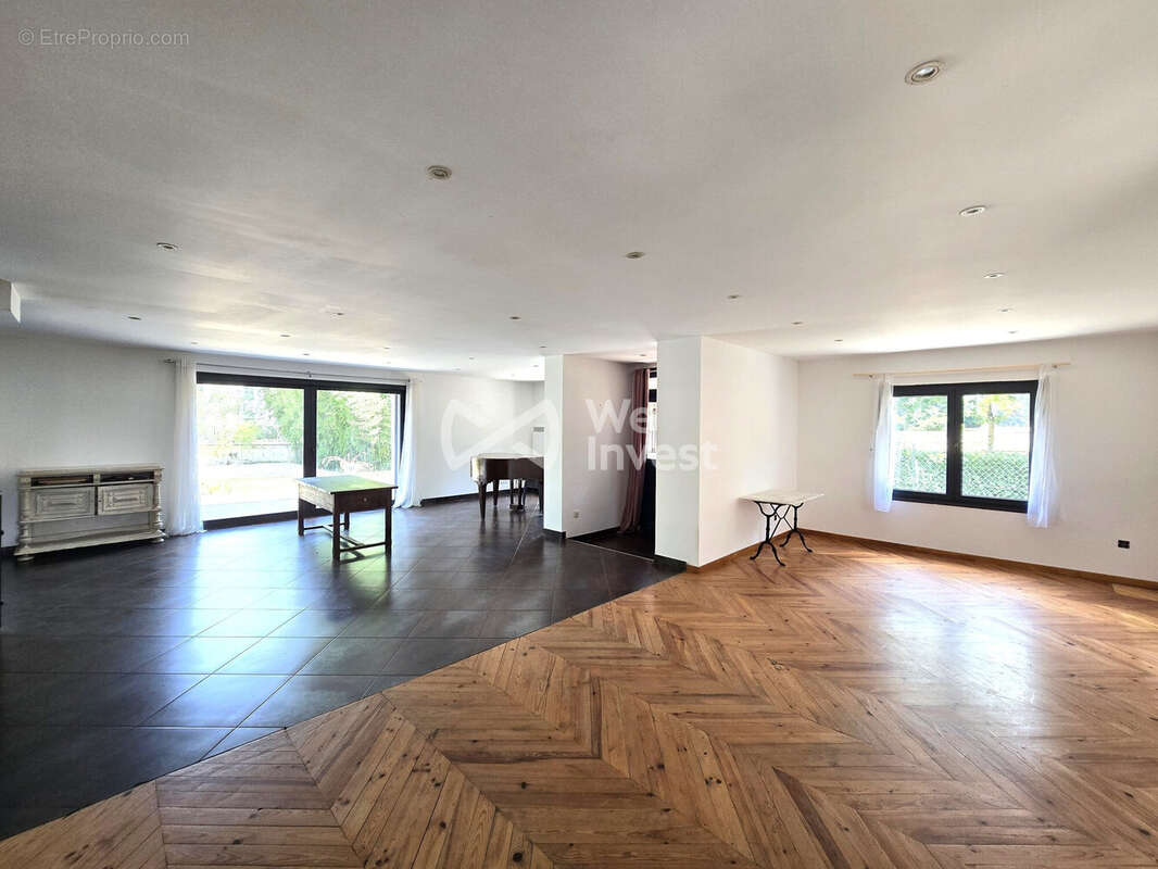 Maison 250 m² à Castelsarrasin  - photo 5