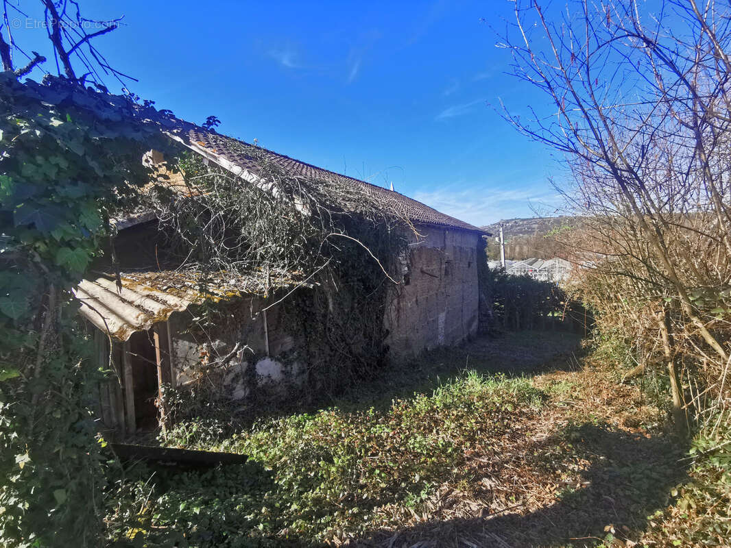 Appartement à SAINT-CHEF