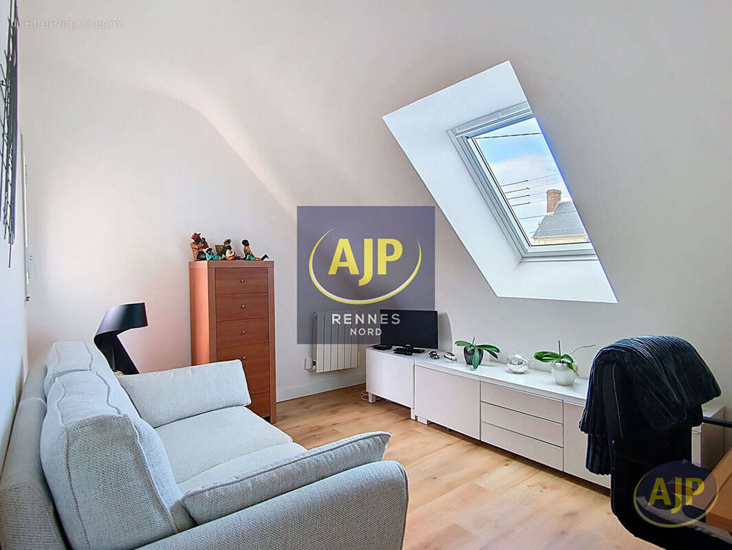 Maison familiale de 130 m²  Rennes Patton / Prairies Saint-Martin - photo 7