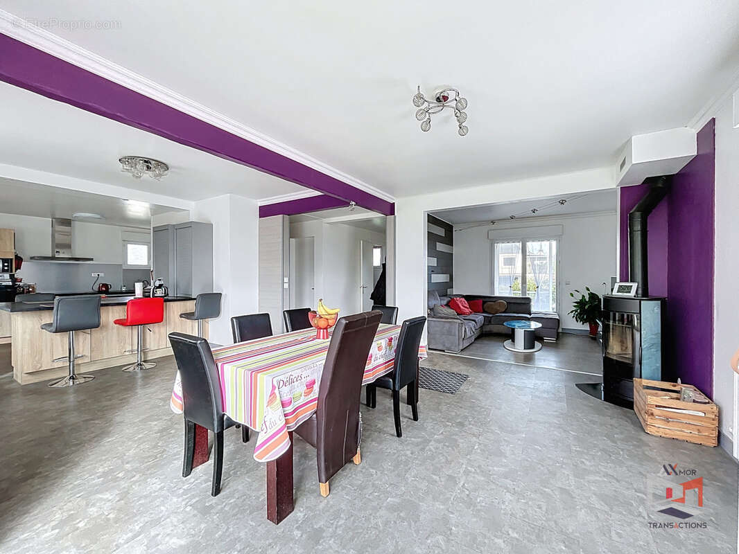 LANNION : Spacieuse maison familiale avec jardin - photo 3