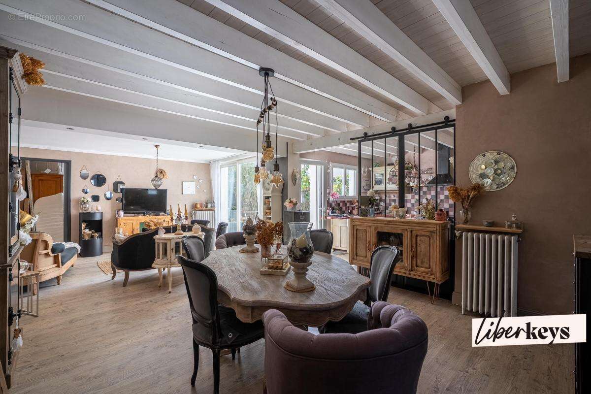 Maison à LE BOUSCAT