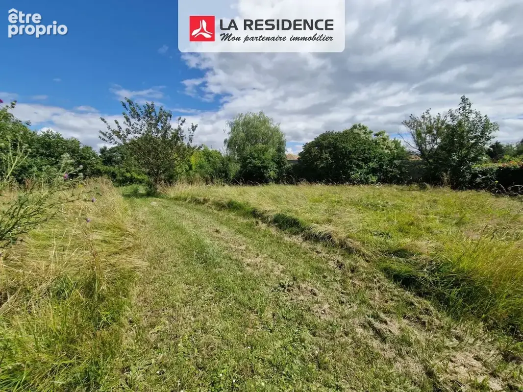 Terrain 801 m² à Ezy-Sur-Eure  - photo 2