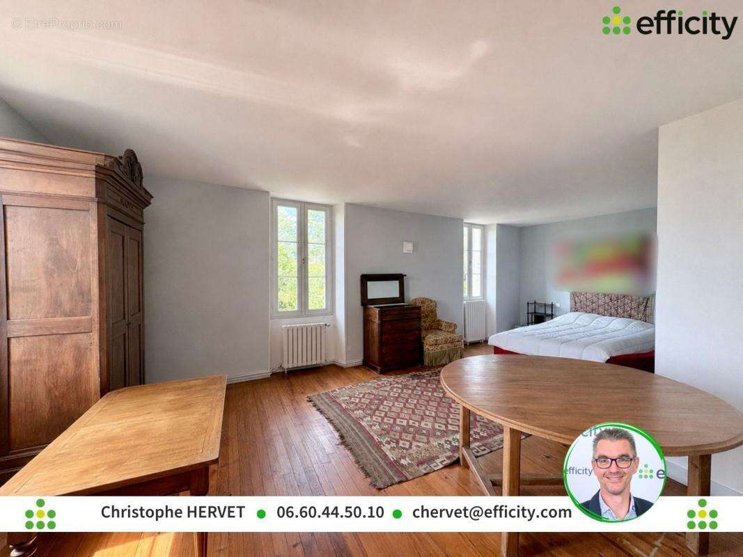 Maison 210 m² à Vindelle  - photo 16