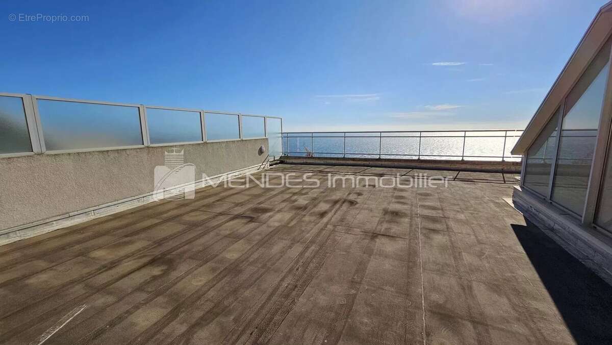 Appartement à CAP-D'AIL