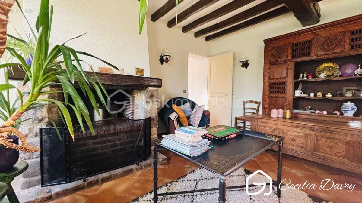 Maison à FOUCHERES
