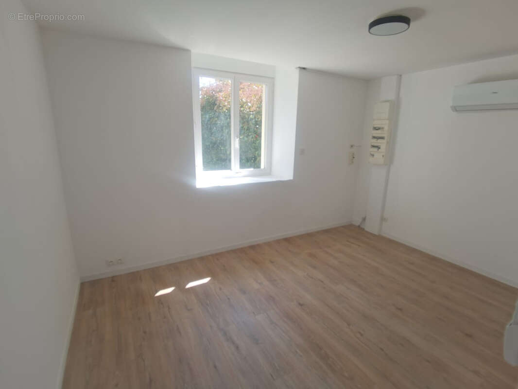 Maison à MONTEMBOEUF