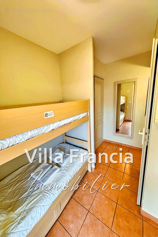 Appartement à MANDELIEU-LA-NAPOULE