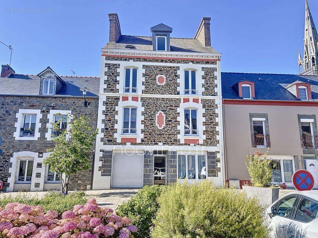 Appartement à SAINT-MELOIR-DES-ONDES