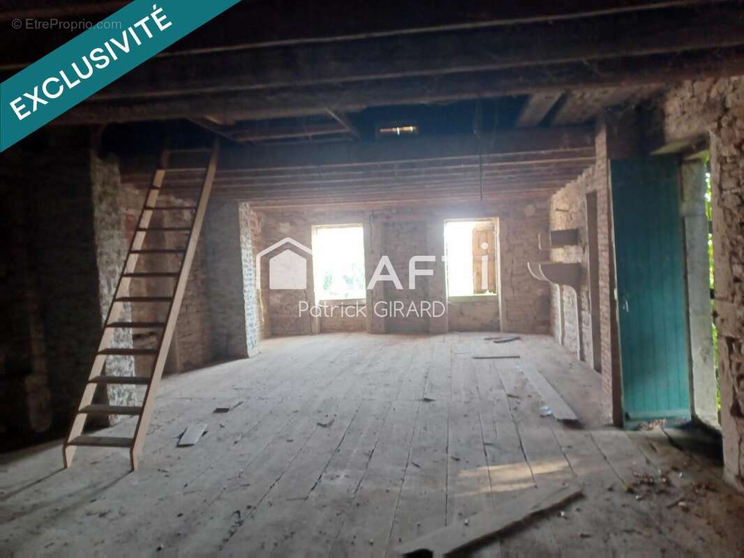 Photo 2 - Commerce à SENNECEY-LE-GRAND