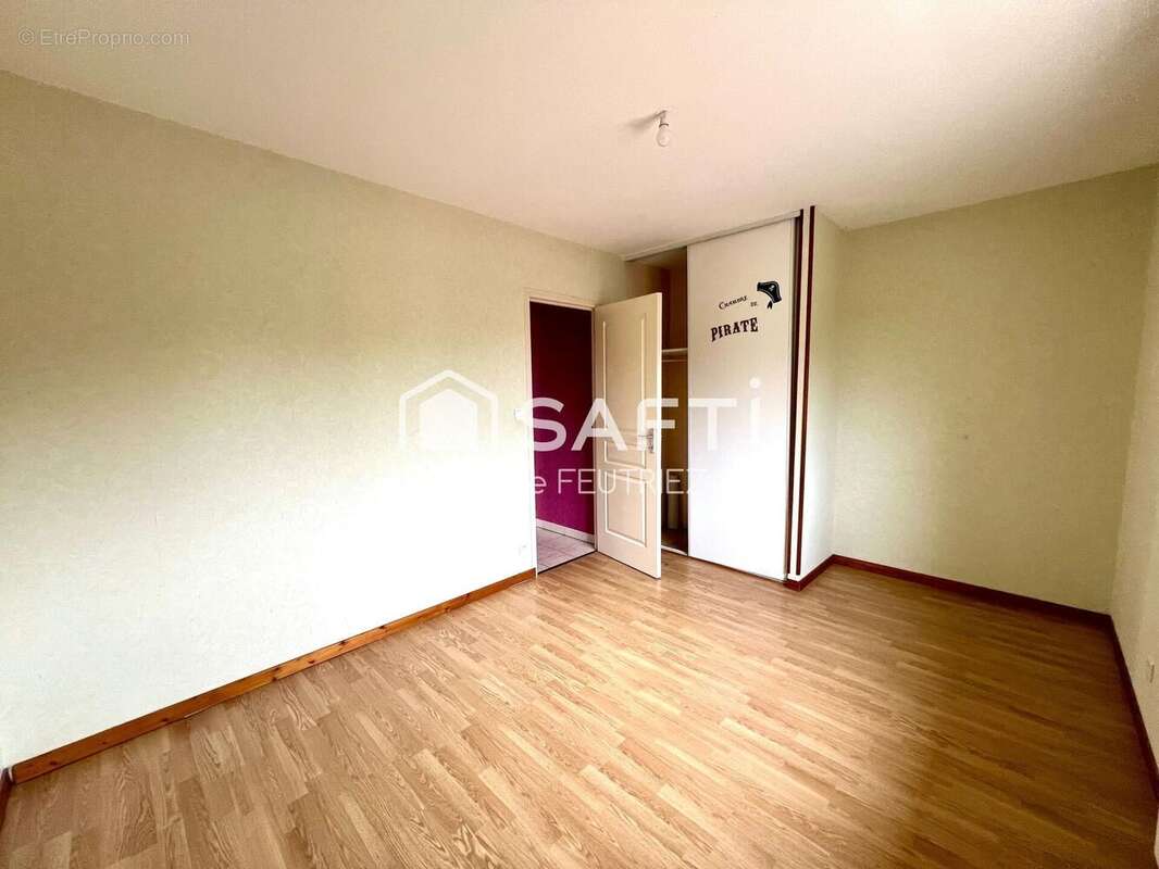 Photo 8 - Maison à CORNIL