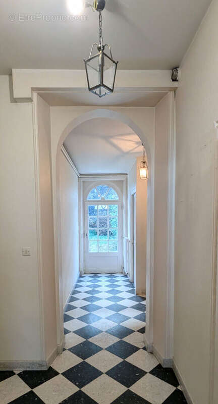 Maison 177 m² à Amboise  - photo 2