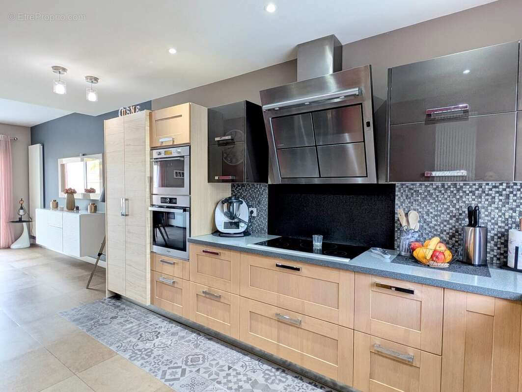 Maison à LA VERRIERE