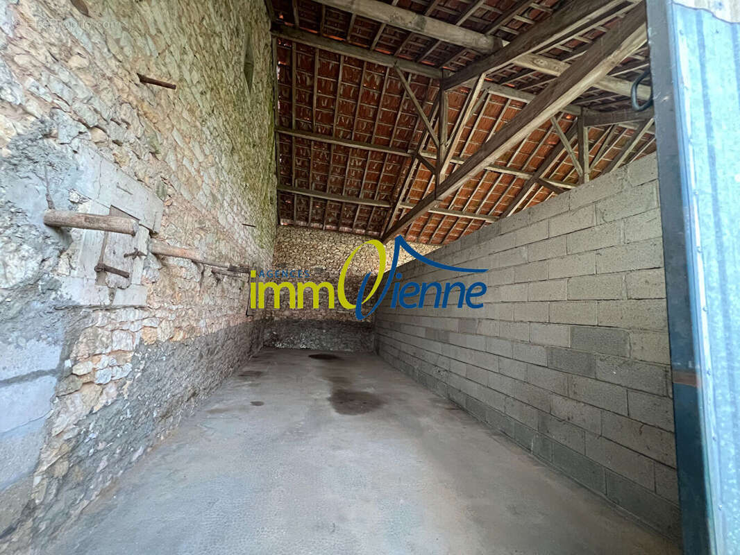 Maison à VALDIVIENNE