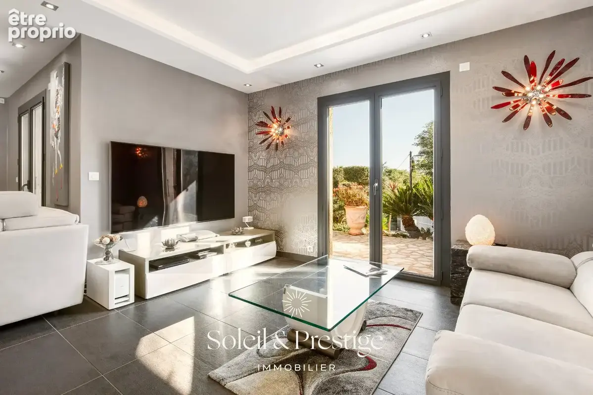 TOURBES - Maison d'architecte avec dépendance, piscine, double garage sur terrain arboré - photo 15
