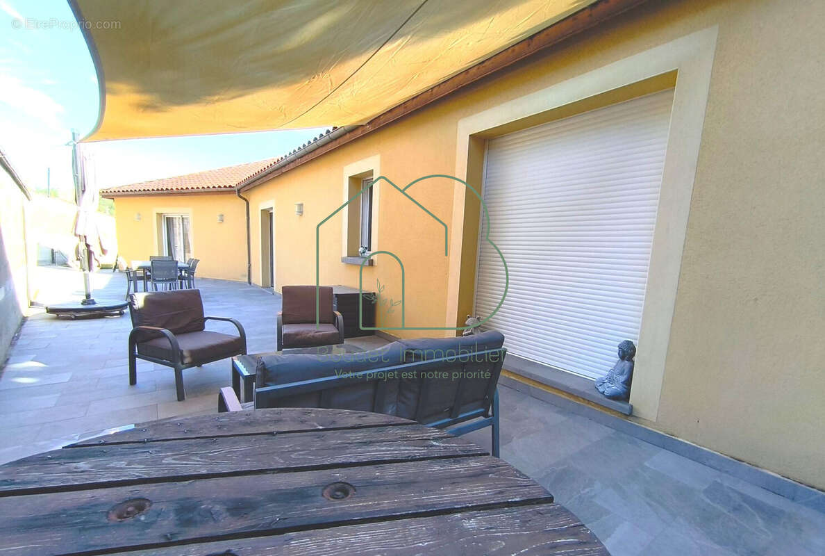 Maison 220 m² à Decazeville  - photo 5