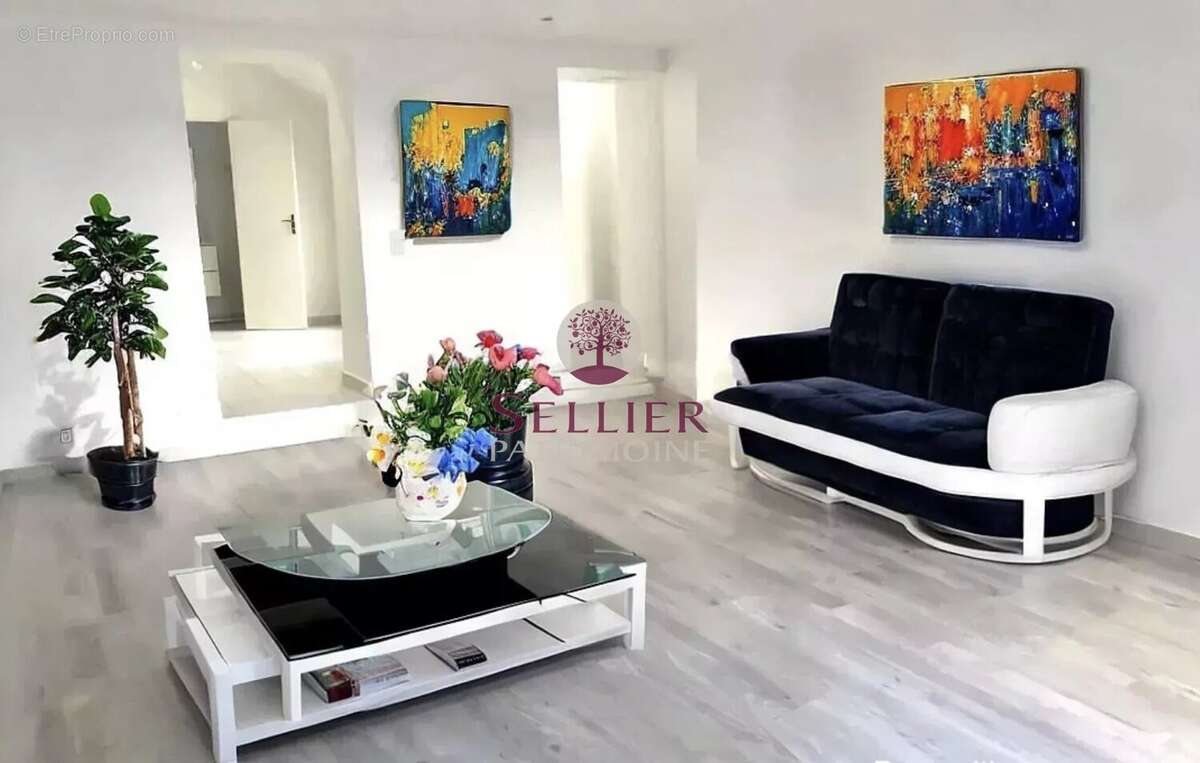 Appartement à PARIS-12E