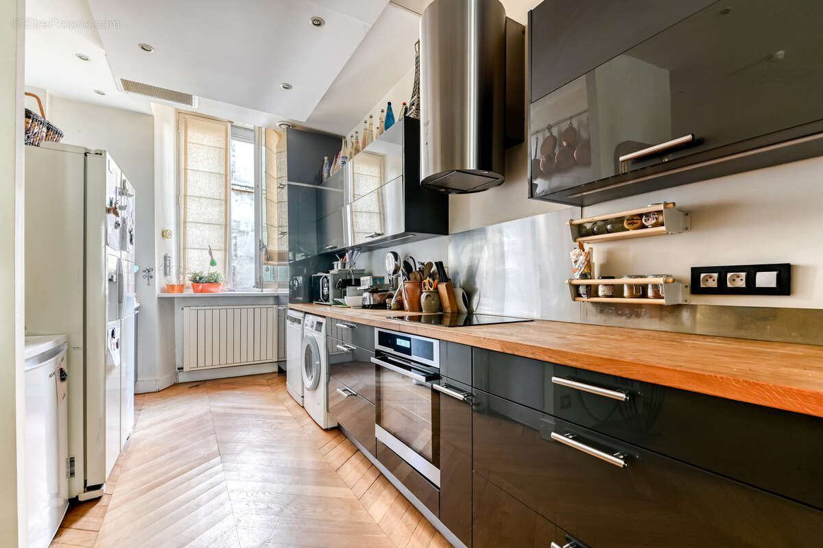 Appartement à LYON-6E