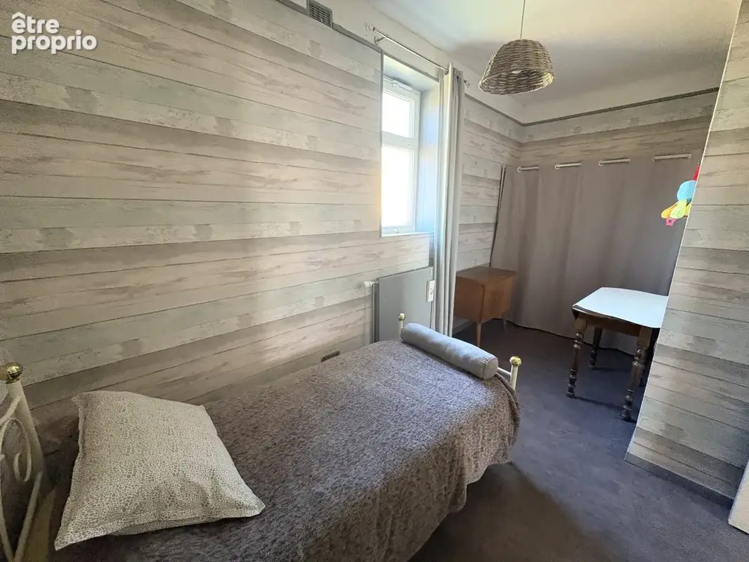 Gannat, maison familiale de 121 m2   proximité du centre   jardin & belles dépendances - photo 8
