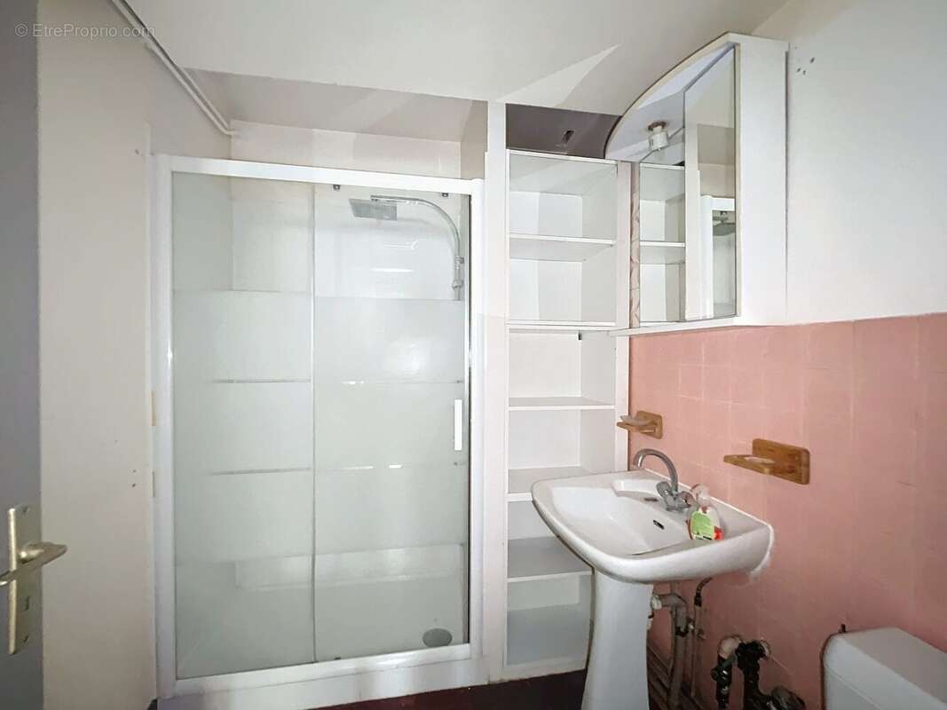 Appartement à PARIS-12E