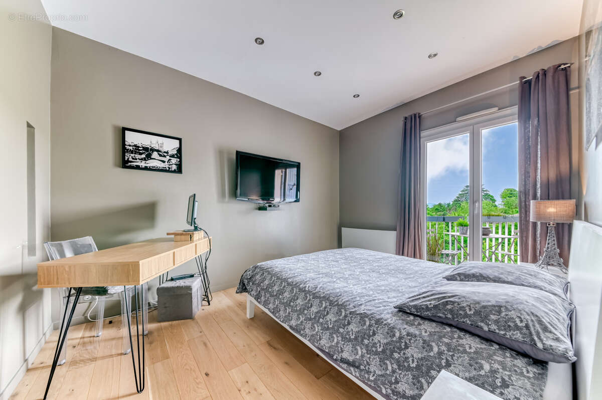Appartement à SAINT-DIDIER-AU-MONT-D'OR