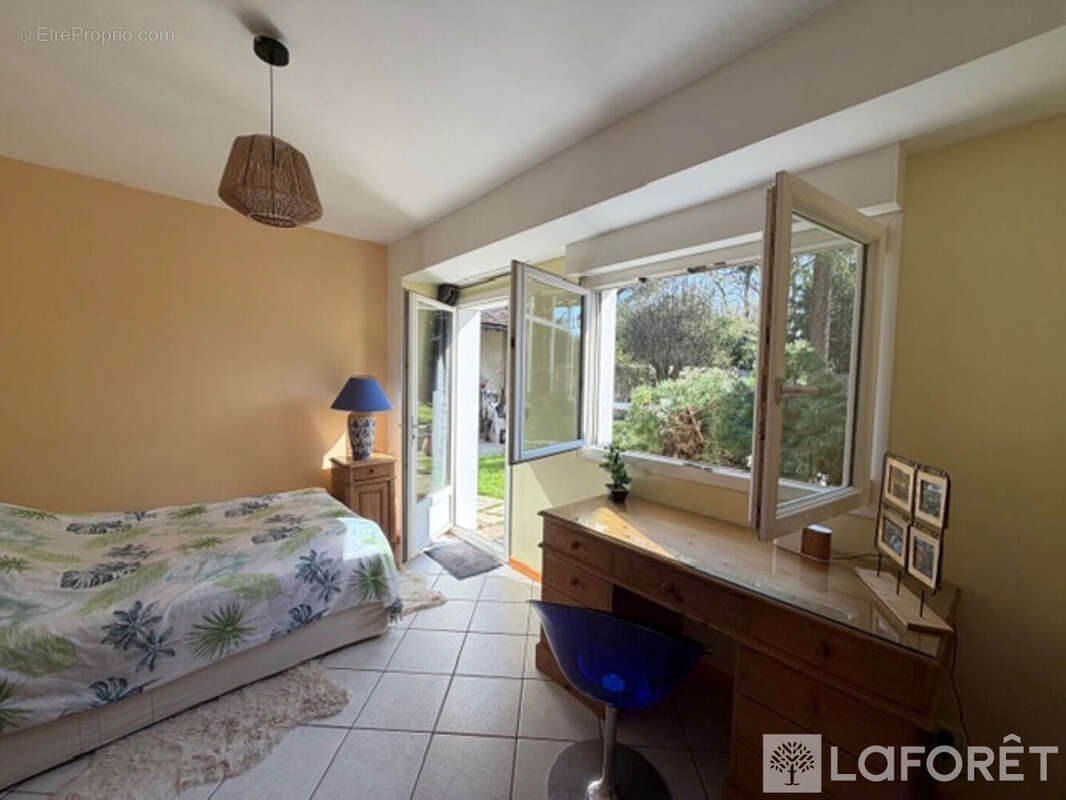 Maison à FONTAINEBLEAU