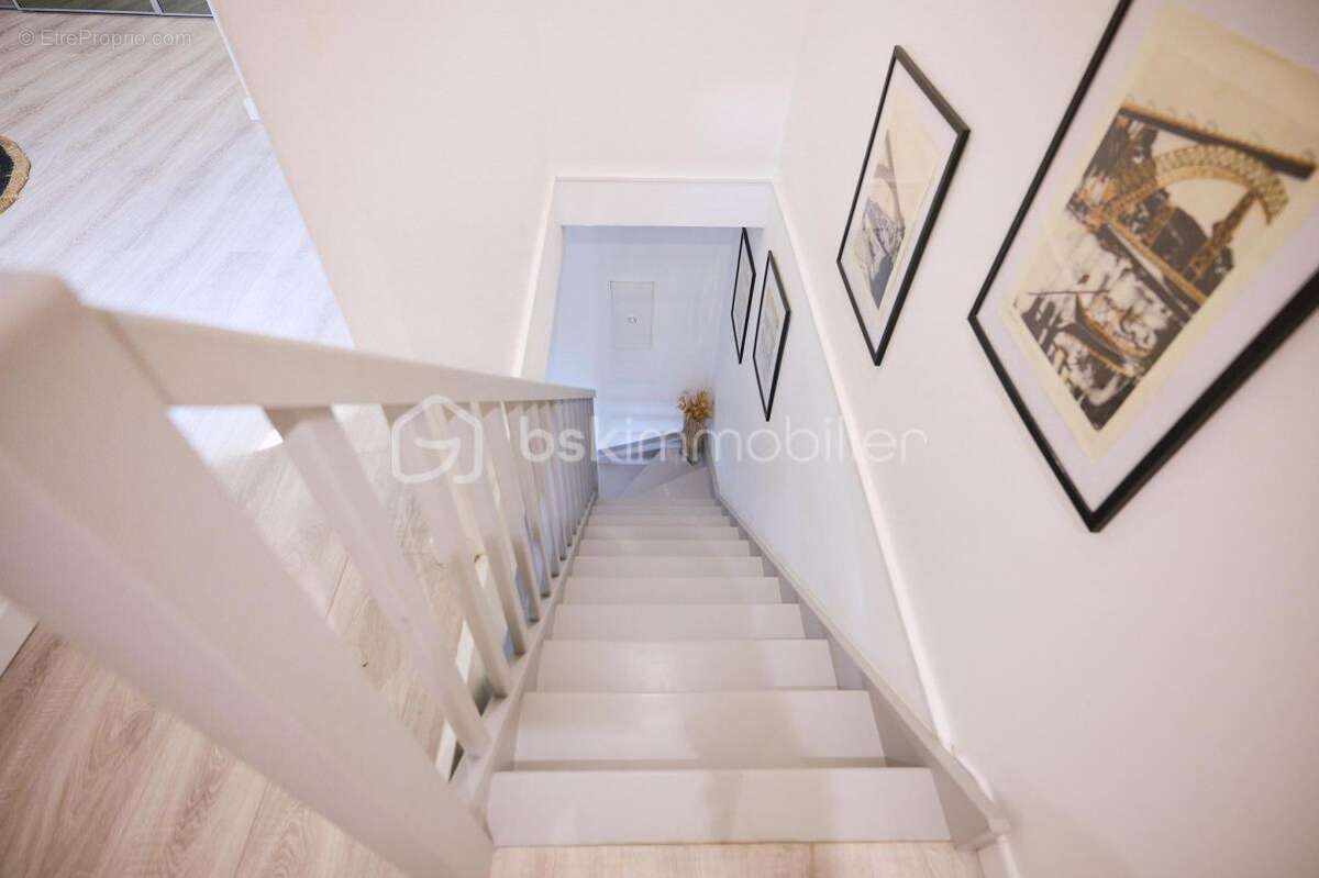 Appartement à LA VALETTE-DU-VAR